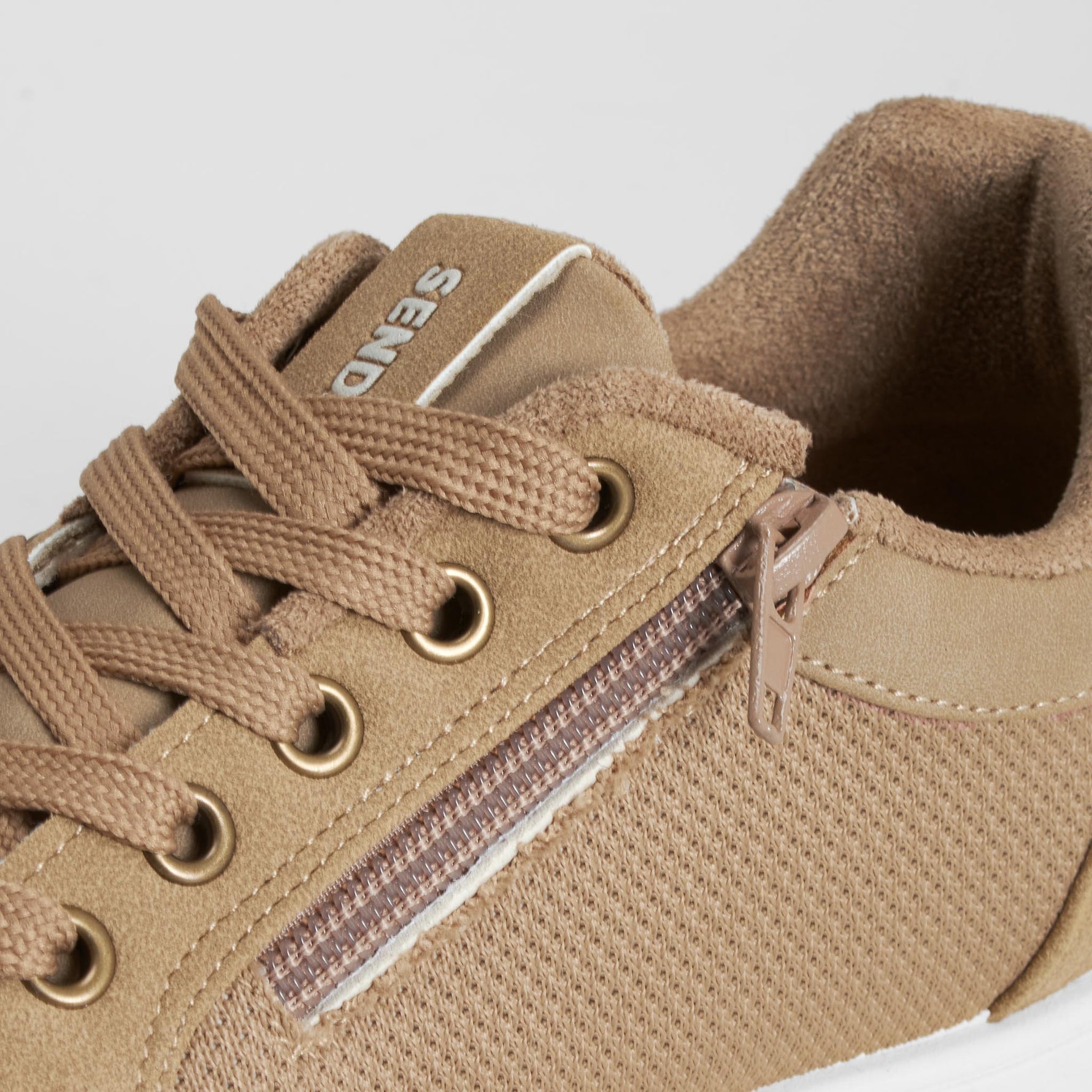 Zapatilla deportiva barefoot marrón SENDA ROAD