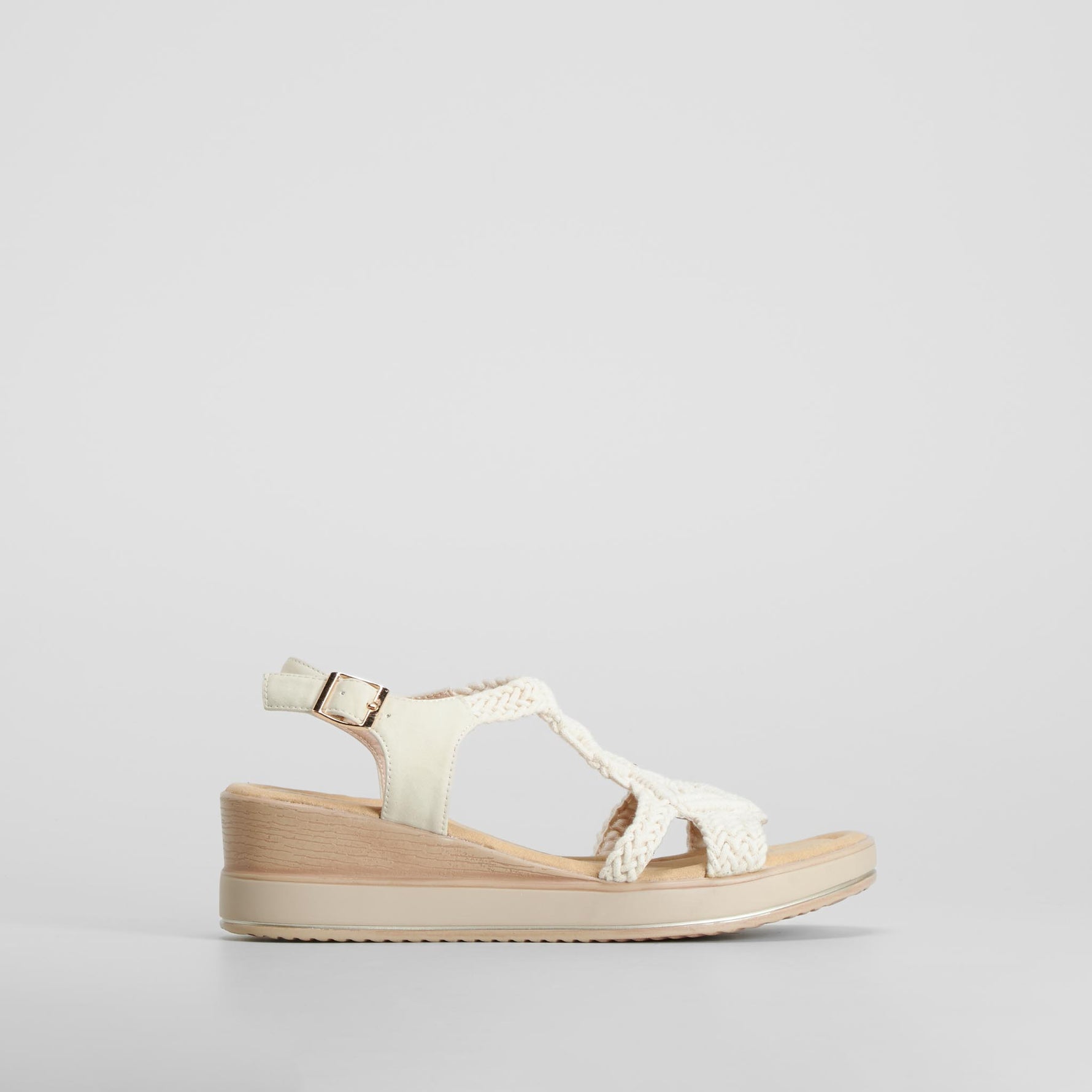 Sandalia cuña macramé beige SENDA ROAD