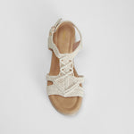 Sandalia cuña macramé beige SENDA ROAD