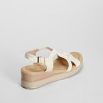 Sandalia cuña macramé beige SENDA ROAD