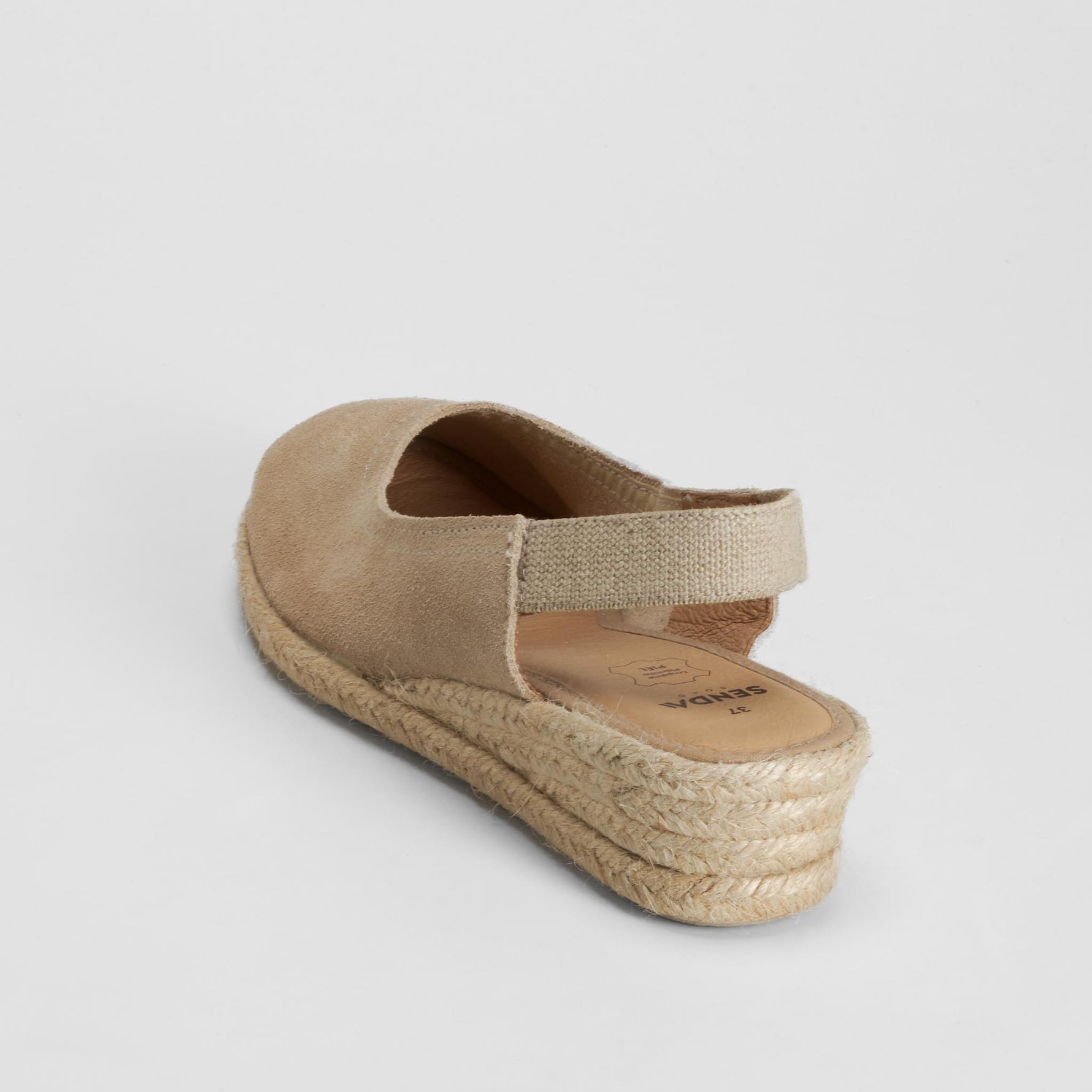 Sandalia cuña color beige piel SENDA ROAD
