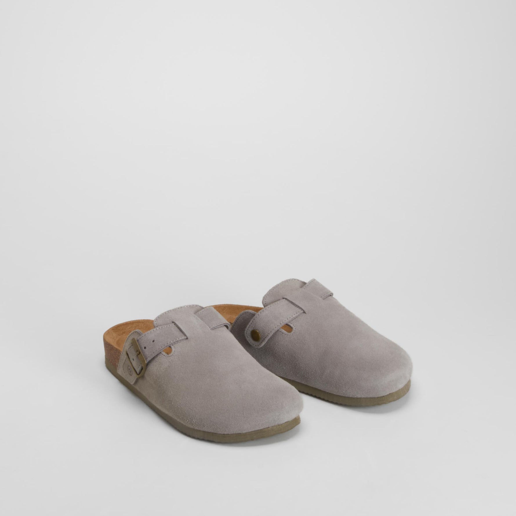 Zueco bio serraje hebilla gris SENDA ROAD
