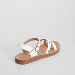 Sandalia tiras detalle metal blanca SENDA ROAD