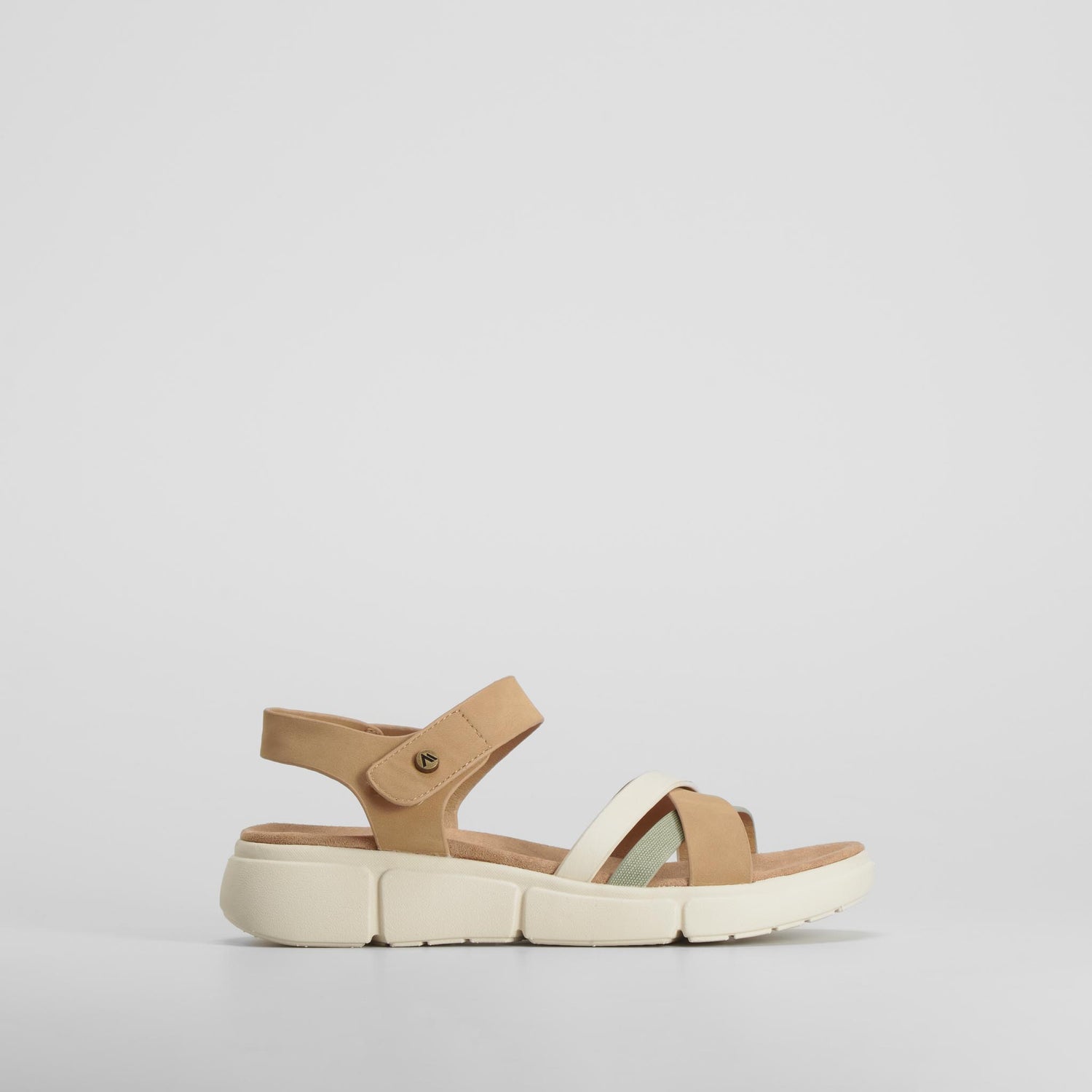 Sandalia cuña tiras beige SENDA ROAD