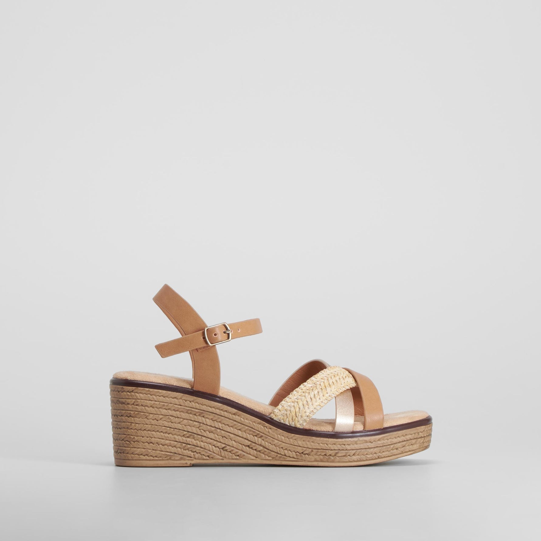 Sandalia cuña tiras cruzadas beige SENDA ROAD