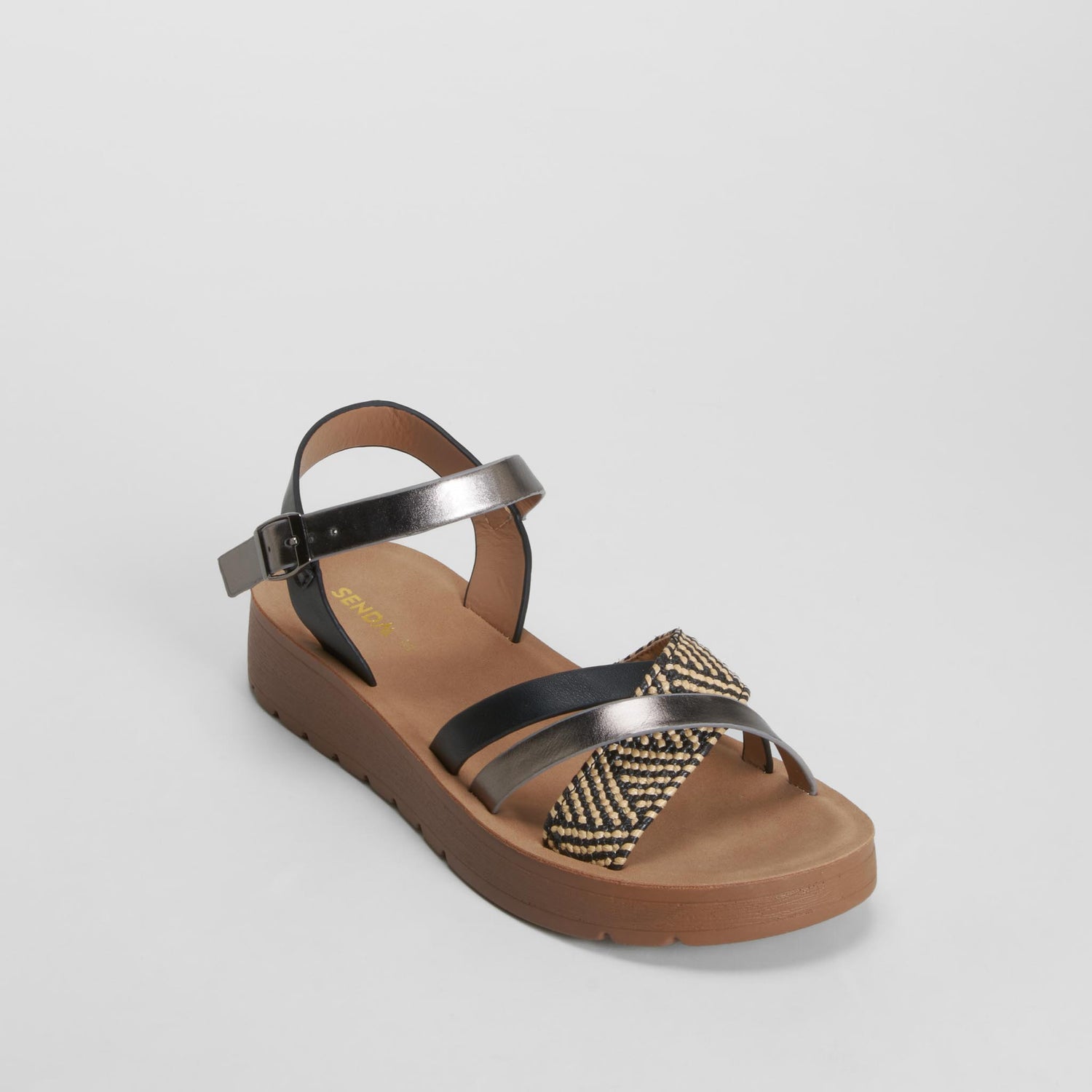 Sandalia plana trimaterial negra SENDA ROAD