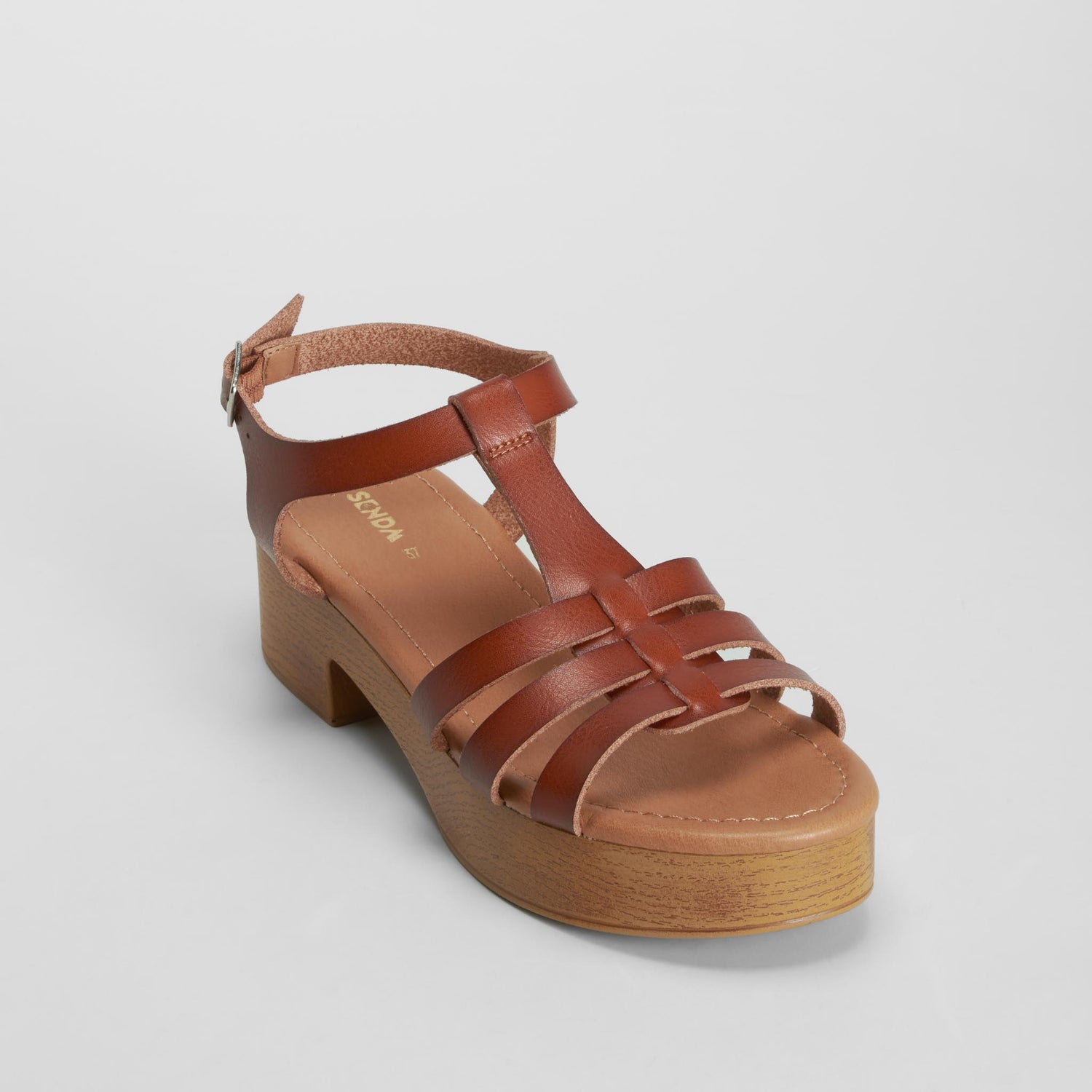 Sandalia tacón madera pulsera marrón SENDA ROAD