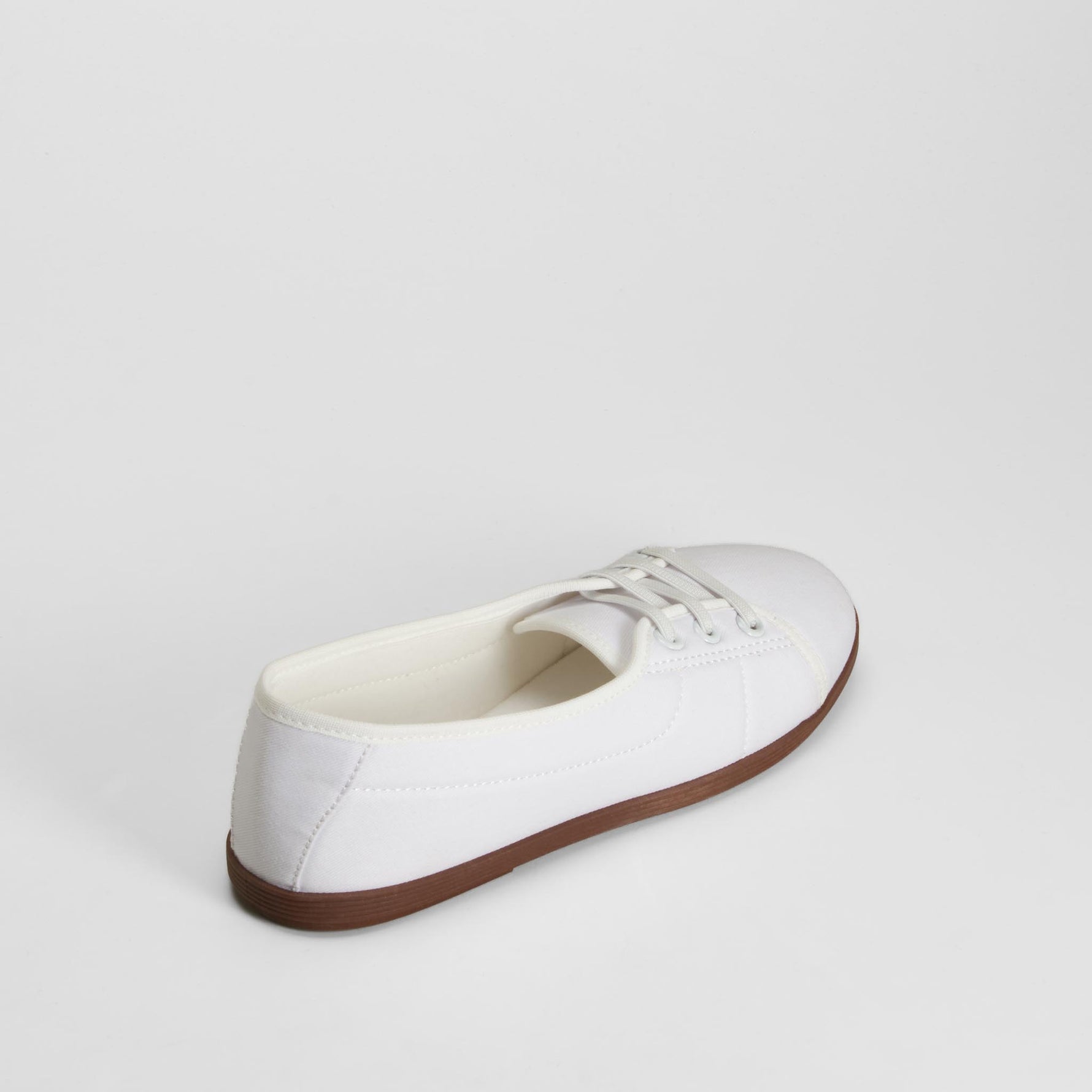 Zapatilla lona con cordón blanca COCONUT