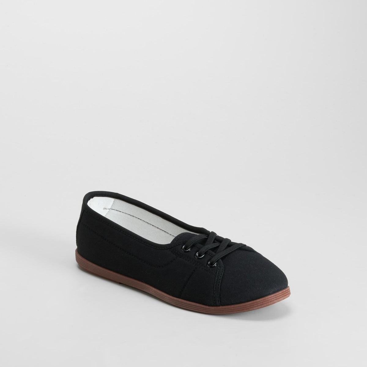 Zapatilla lona con cordón negra COCONUT