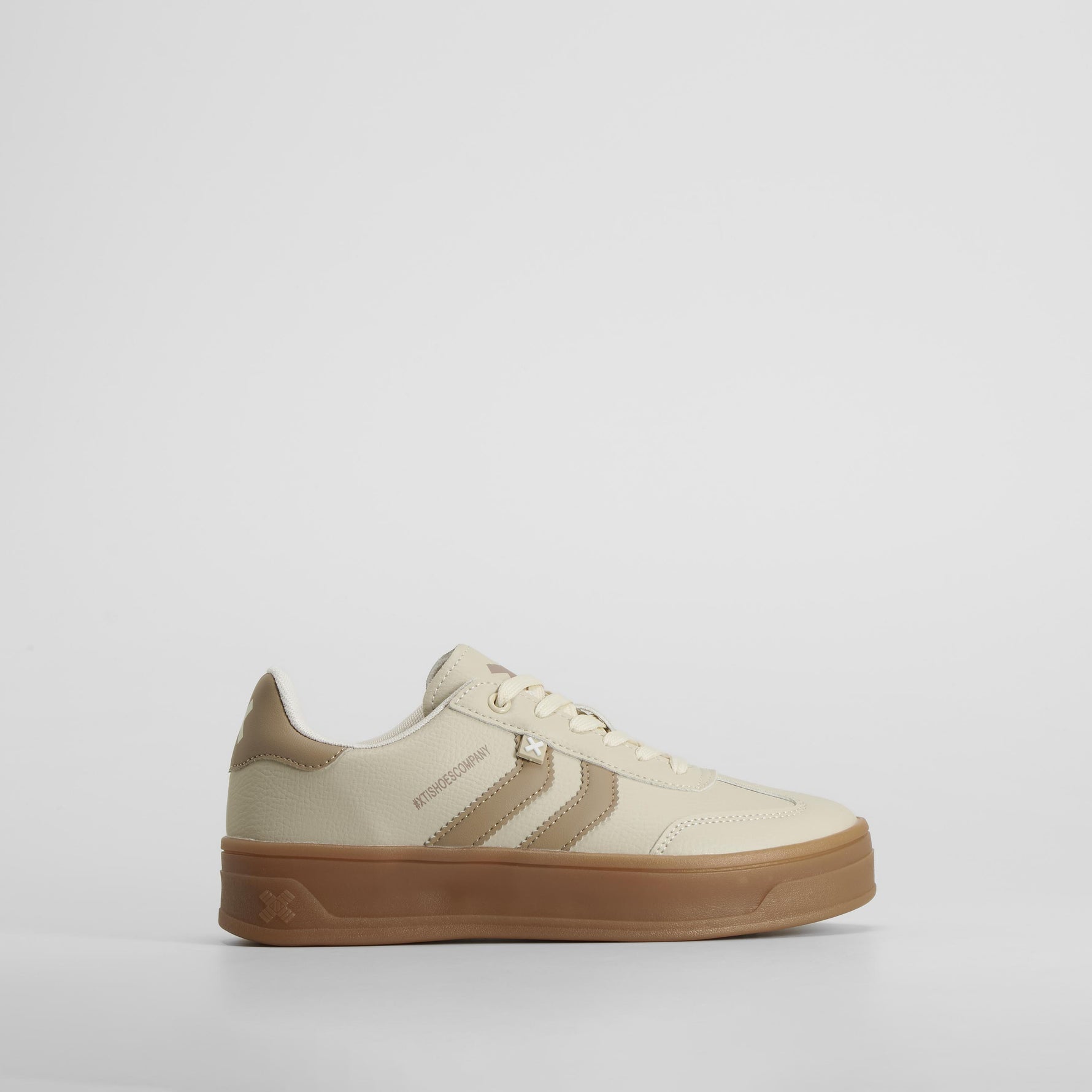 Zapatilla plataforma casual beige XTI