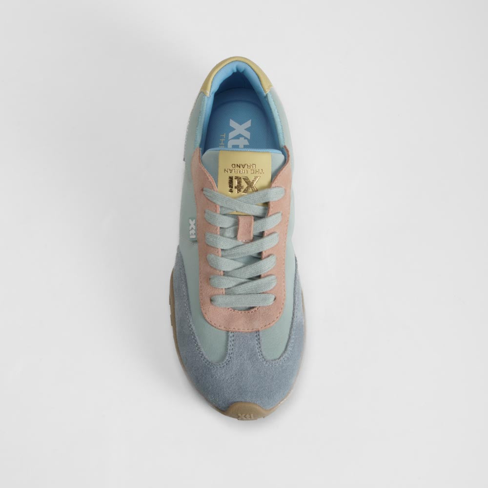 Deportiva azul piel XTI