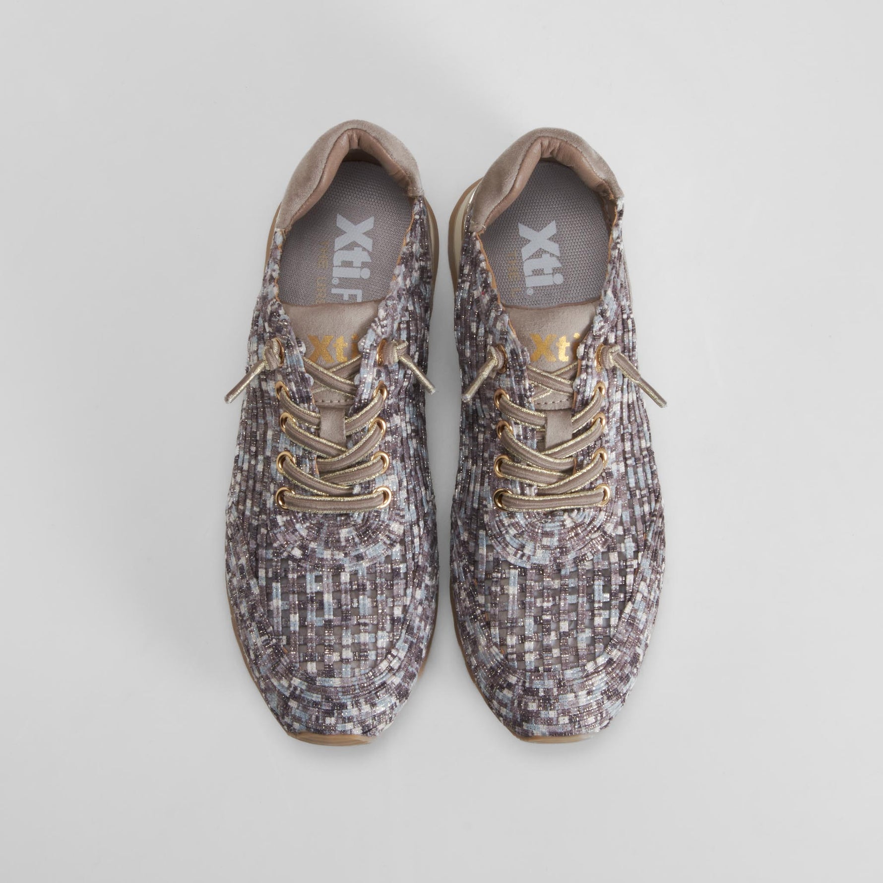 Sneakers perfos verde XTI