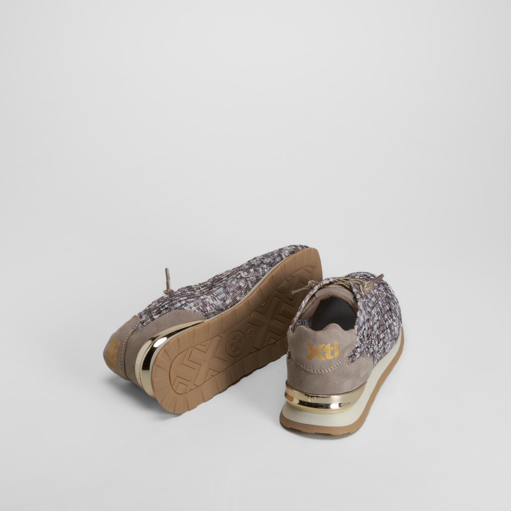Sneakers perfos verde XTI
