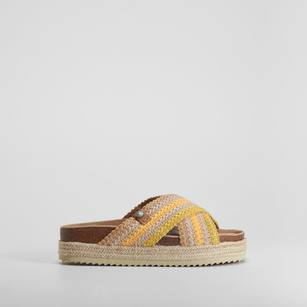 Sandalia bio plataforma crochet beige REFRESH