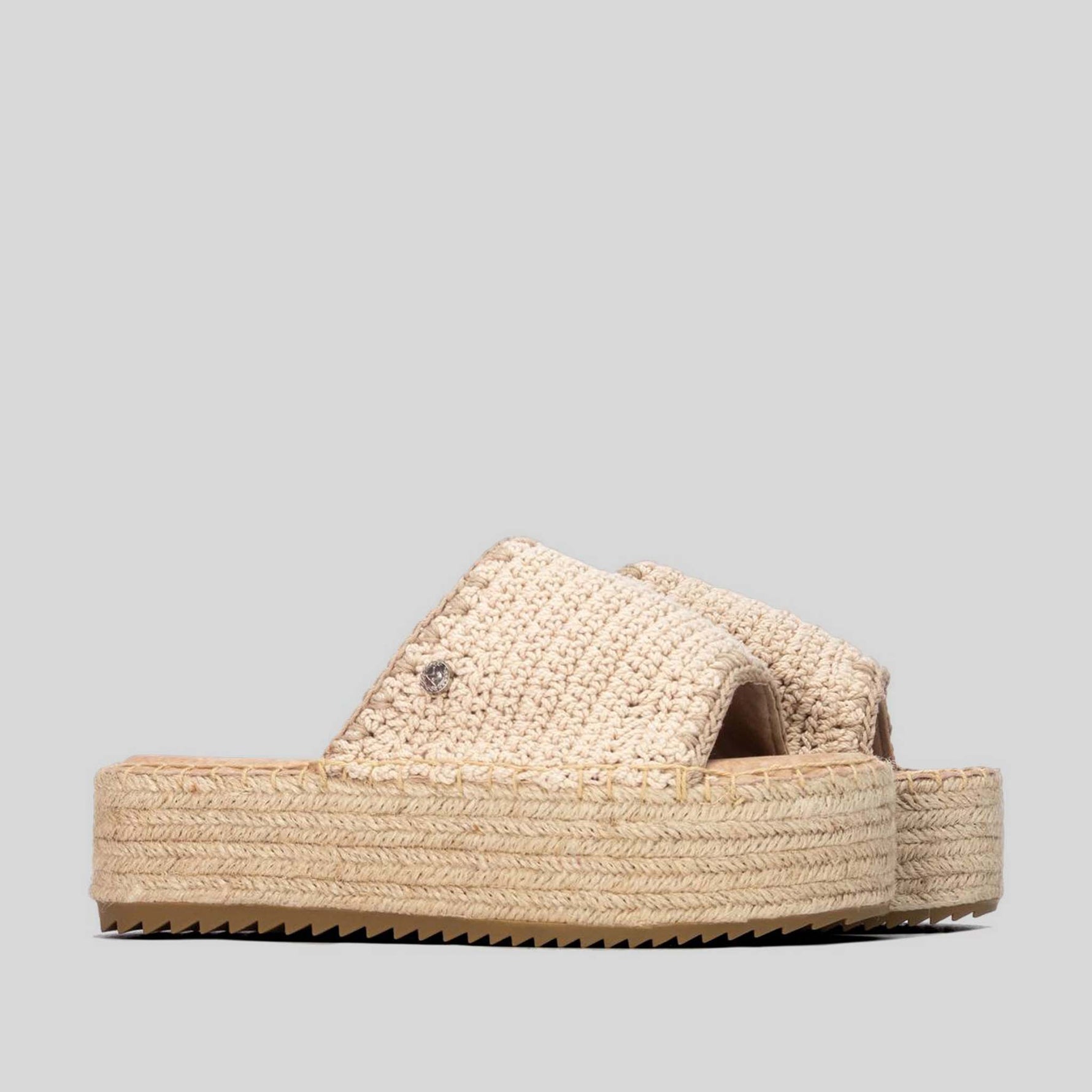 Sandalia plataforma yute beige XTI