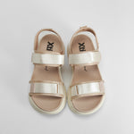 Sandalia velcro blanca XTI