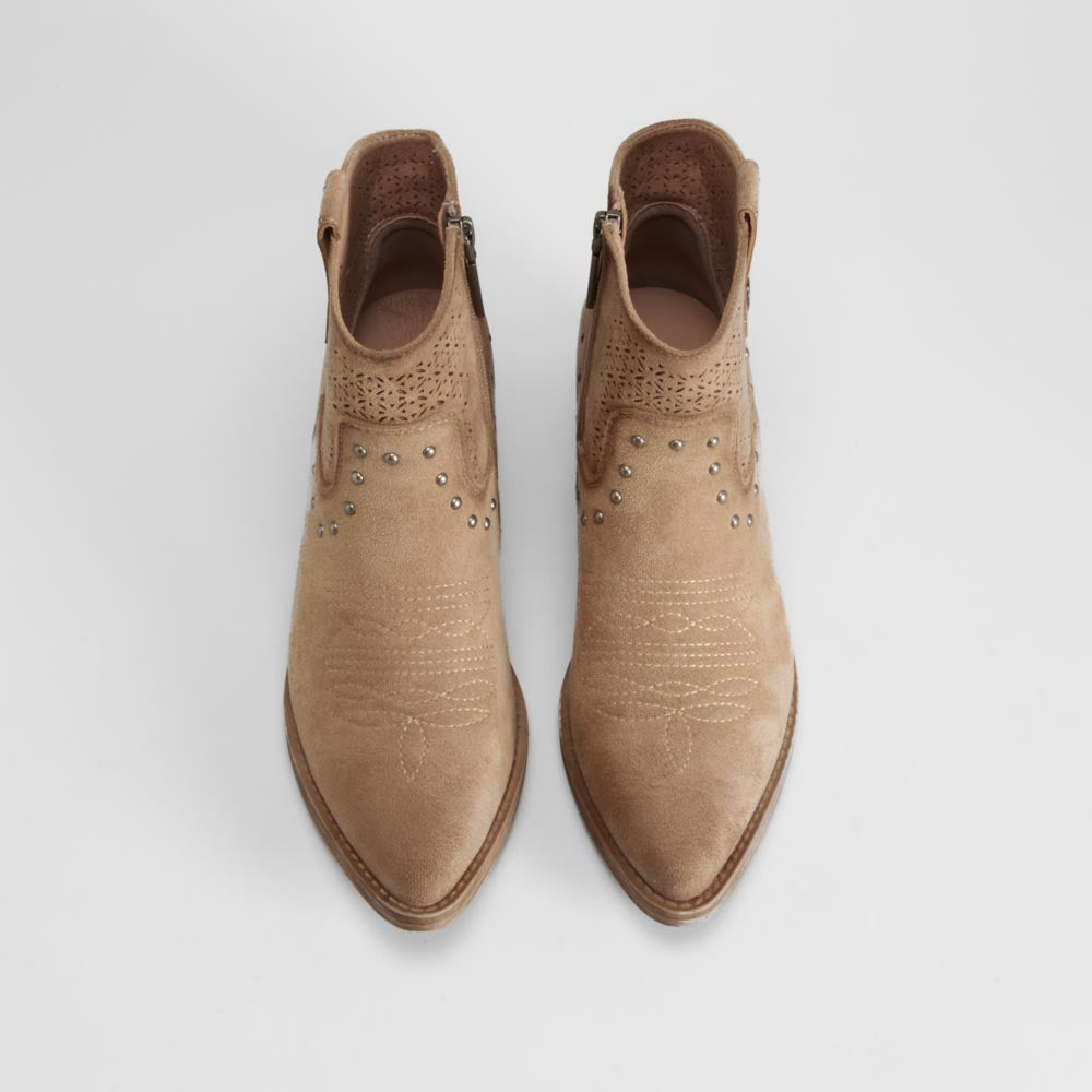 Botín campero beige tacón bajo REFRESH