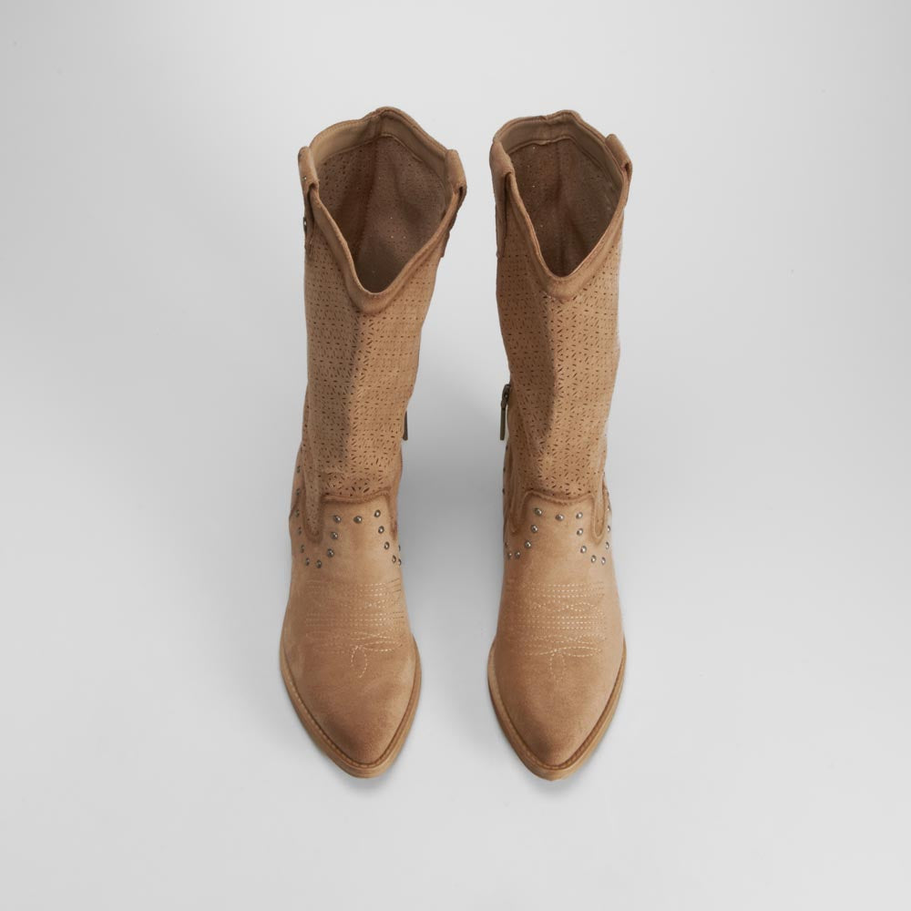 Bota campera alta beige tacón bajo REFRESH