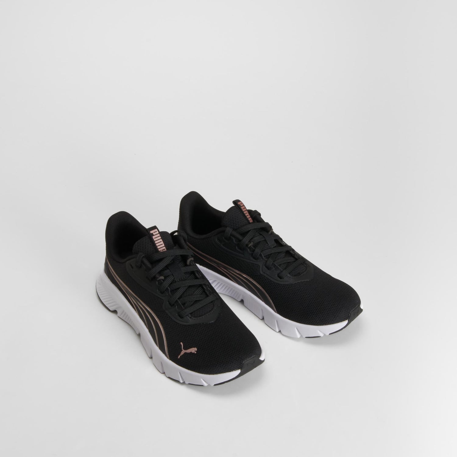 Zapatilla deportiva Flex Focus negra PUMA