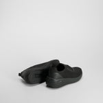 Zapatilla deportiva negra JOMA