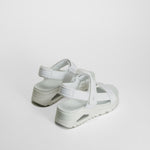 Sandalia deportiva UNO blanca SKECHERS