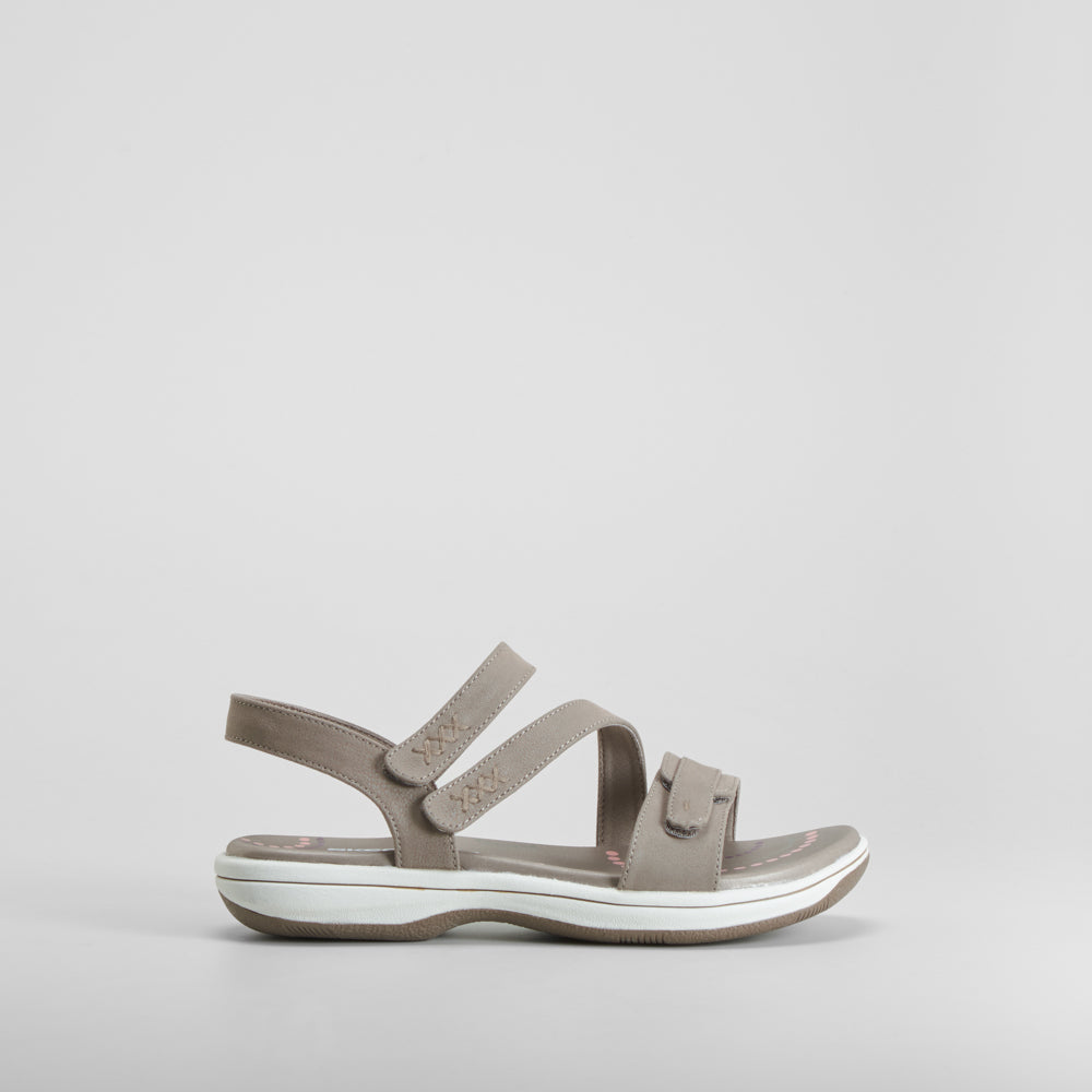 Sandalia Bayshore Basic Necessity marrón SKECHERS
