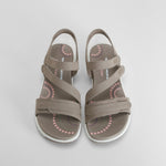 Sandalia Bayshore Basic Necessity marrón SKECHERS