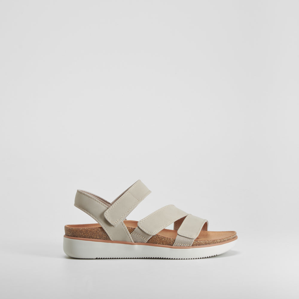 Sandalia Lifted Comfort marrón SKECHERS