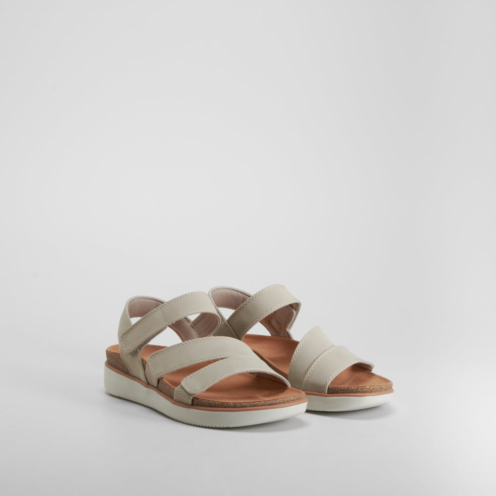 Sandalia Lifted Comfort marrón SKECHERS