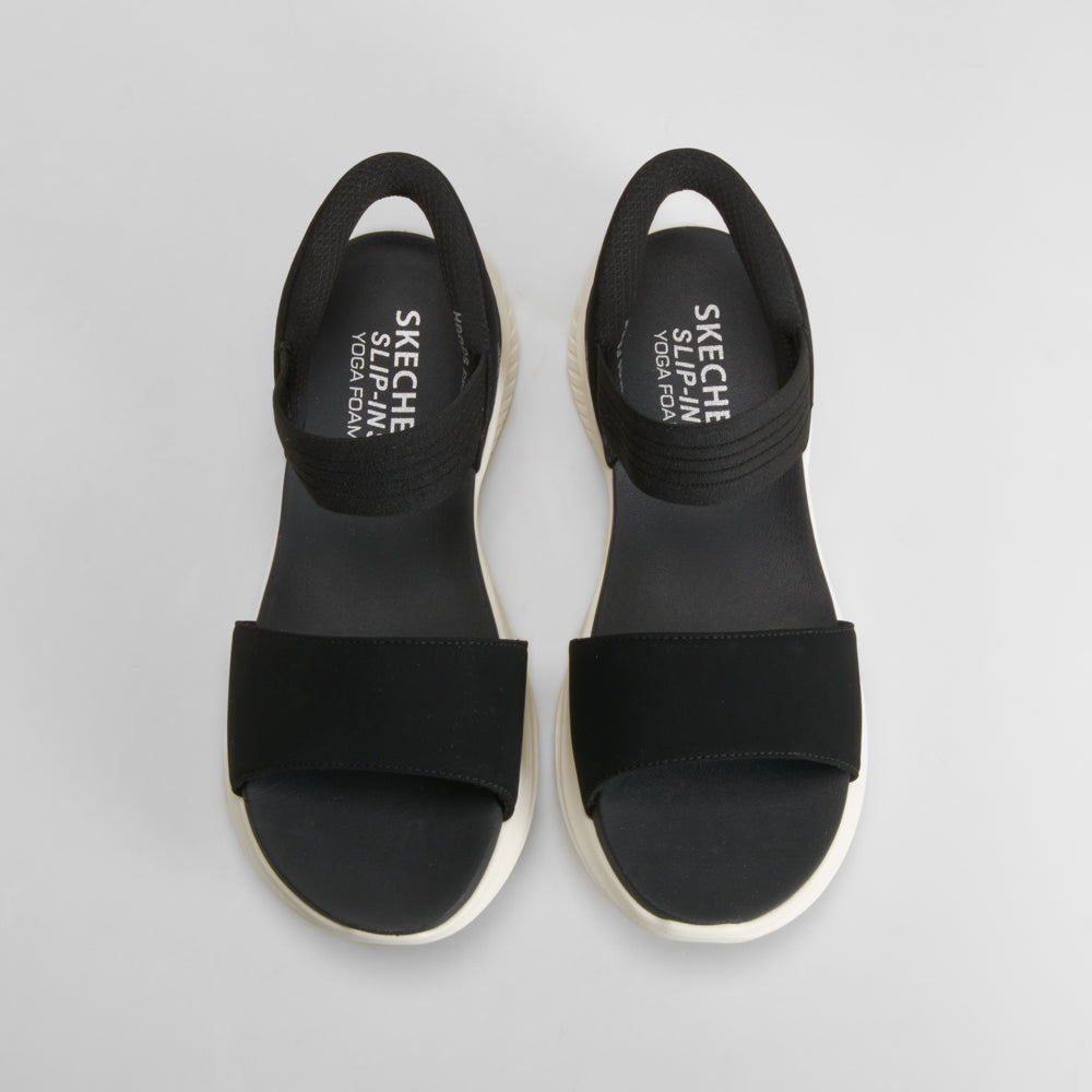 Sandalia slip in Ultra Flex negra SKECHERS