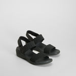 Sandalia deportiva tiras ajustables negra SKECHERS
