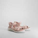 Sandalia slip in Ultra Flex beige SKECHERS