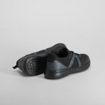 Zapatilla walking negra UTWO