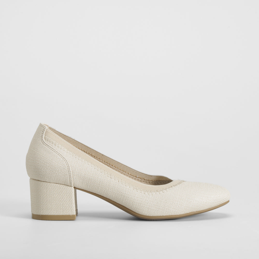 Zapato de tacón beige COMFEET