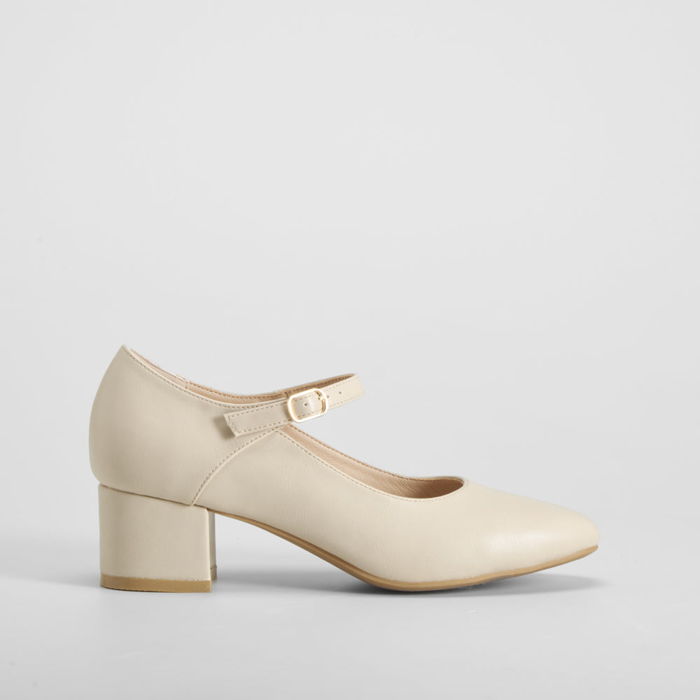 Zapato tacón medio correa beige COMFEET