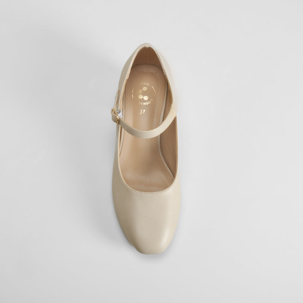 Zapato tacón medio correa beige COMFEET