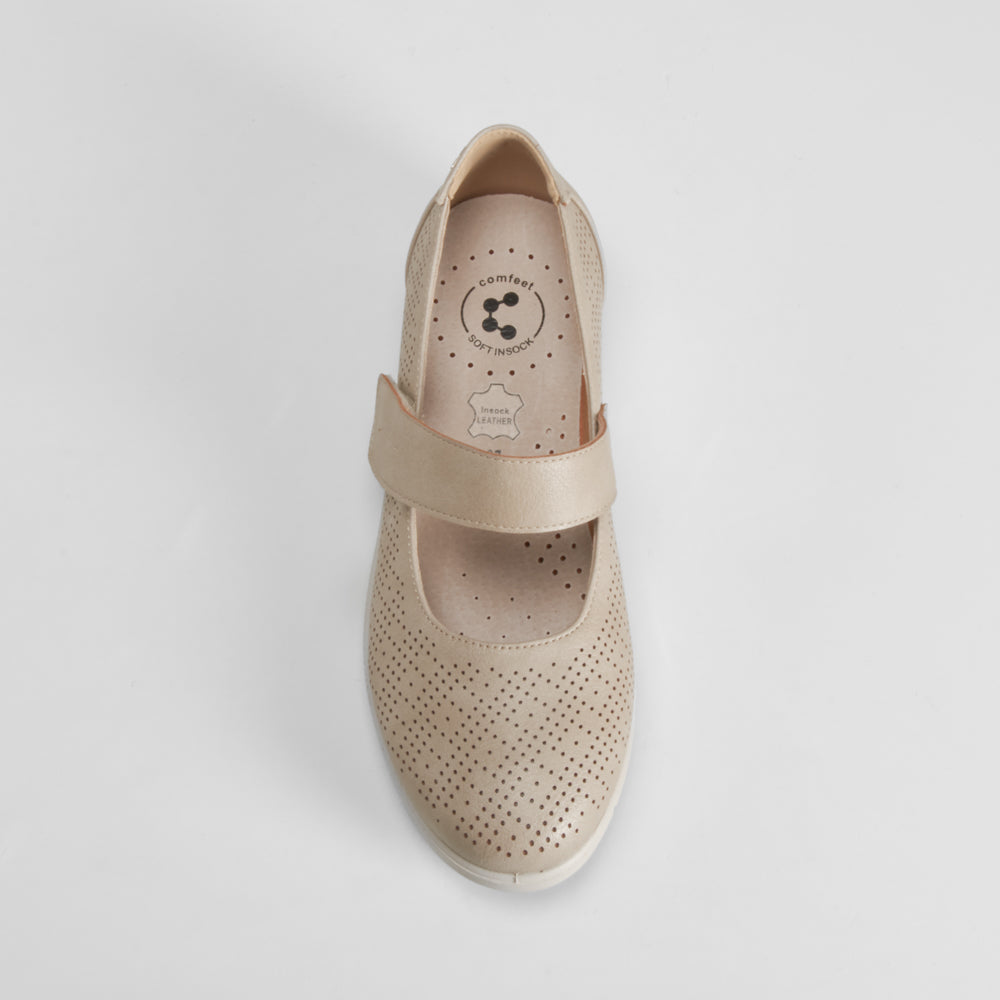 Zapato merceditas confort velcro beige COMFEET