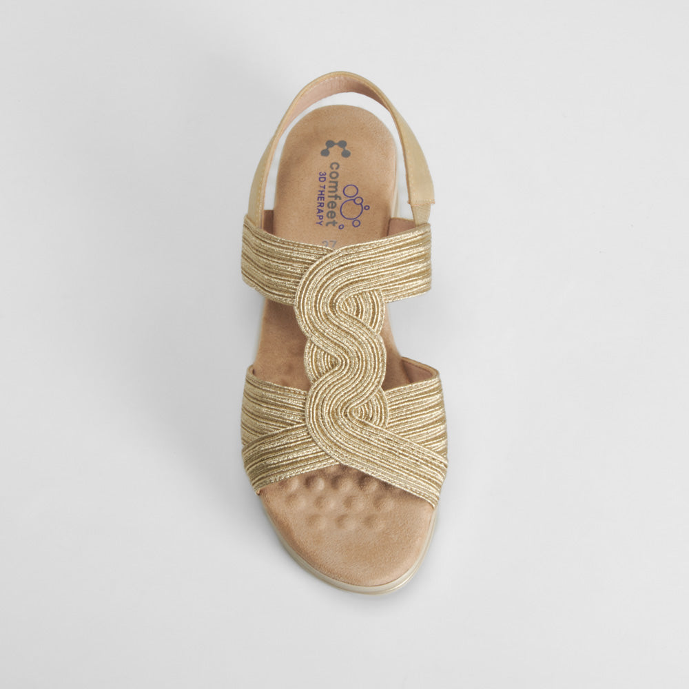 Sandalia cuña oro COMFEET
