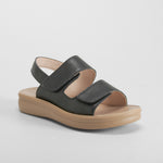 Sandalia plana velcros piel negra COMFEET