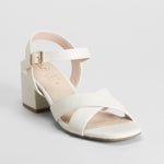 Sandalia tacón cruzada blanco COMFEET
