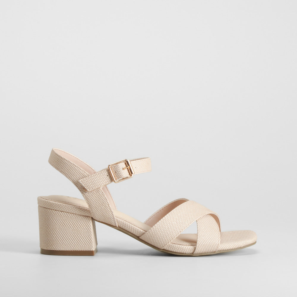 Sandalia tacón cruzada rosa COMFEET