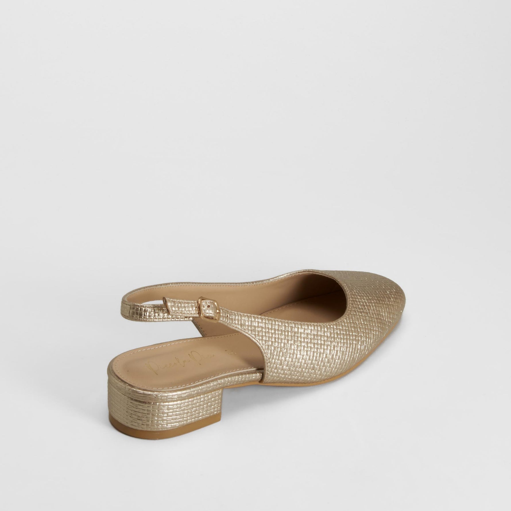 Zapato destalonado tacón bajo oro PICCOLA PIU