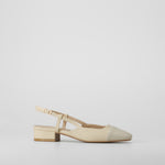 Zapato destalonado tacón bajo beige PICCOLA PIU