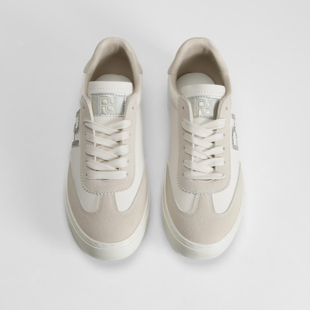 Zapatilla blanca detalles plateados PICCOLA PIU