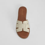 Sandalia plana trenzada beige PICCOLA PIU