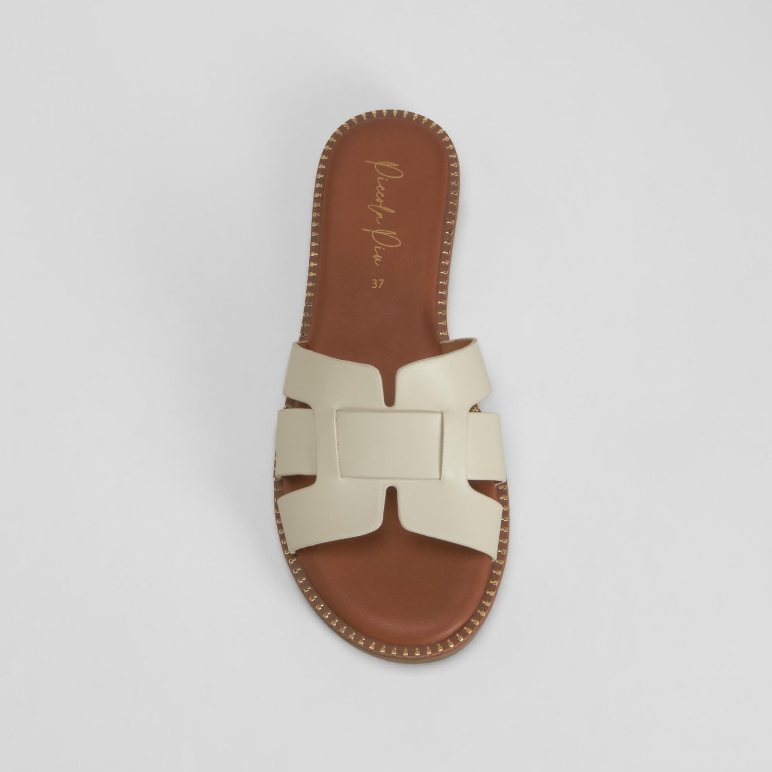Sandalia plana trenzada beige PICCOLA PIU