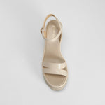 Sandalia yute cuña alta beige PICCOLA PIU