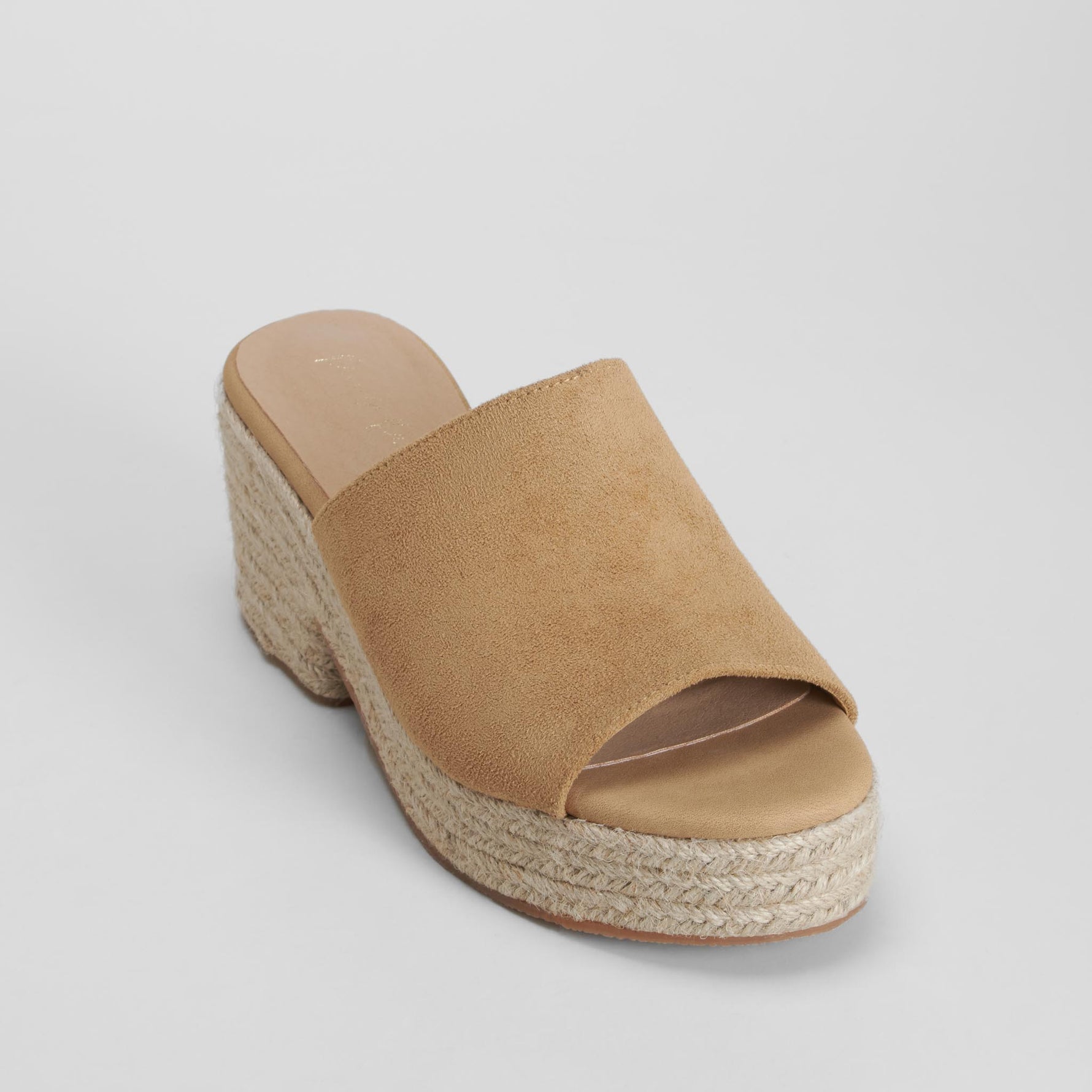 Sandalia yute cuña beige PICCOLA PIU