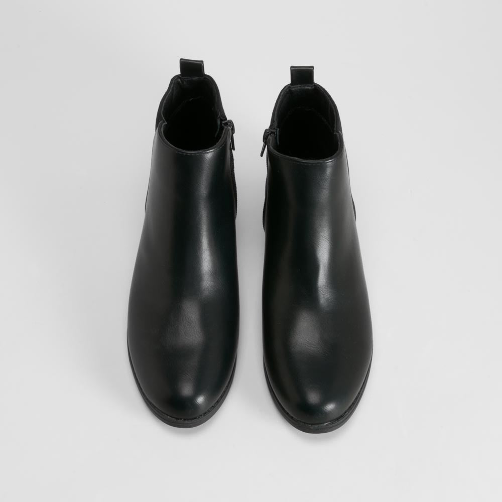 Botín negro clásico elegante PICCOLA PIU