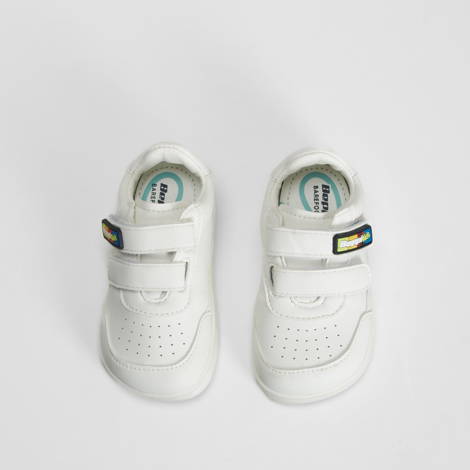 Zapatilla deportiva barefoot bebé blanca BEPPI
